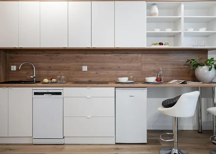 Absyntapart - Bulwar Staromiejski *