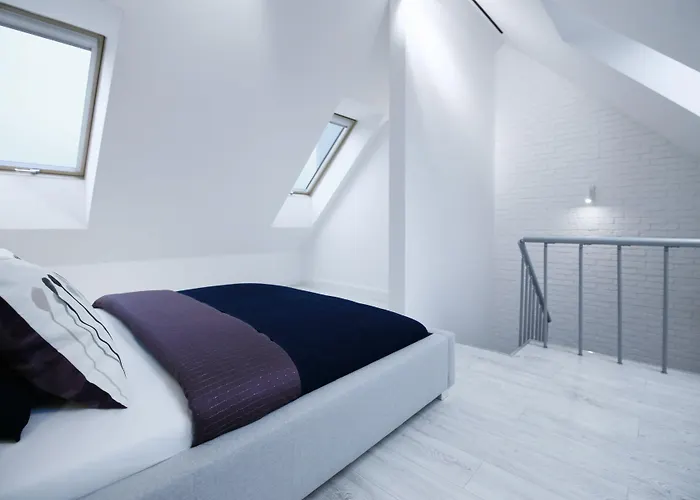 Absyntapart - Bulwar Staromiejski Вроцлав