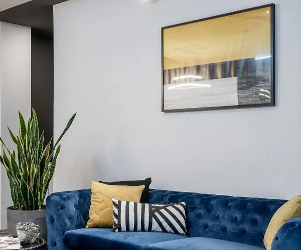 Absyntapart - Bulwar Staromiejski * Вроцлав