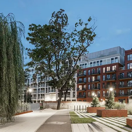 Absyntapart - Bulwar Staromiejski Breslavia