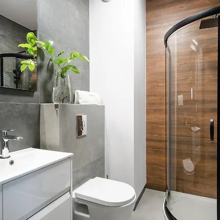 Absyntapart - Bulwar Staromiejski Breslavia