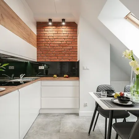 Absyntapart - Bulwar Staromiejski