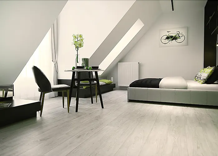 Absyntapart - Bulwar Staromiejski *